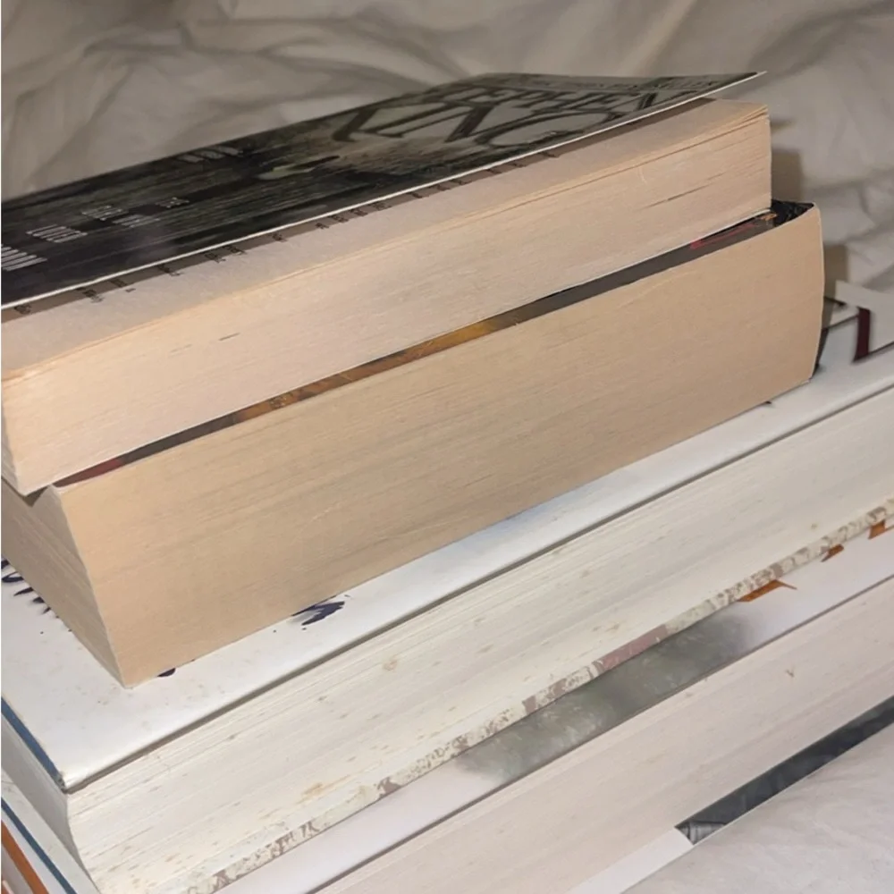 Hearts in Atlantis Book by Stephen King - Picture 2 of 4